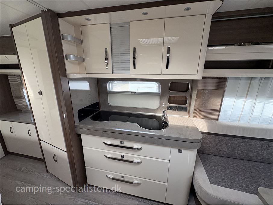 Hobby Prestige 560 WFU